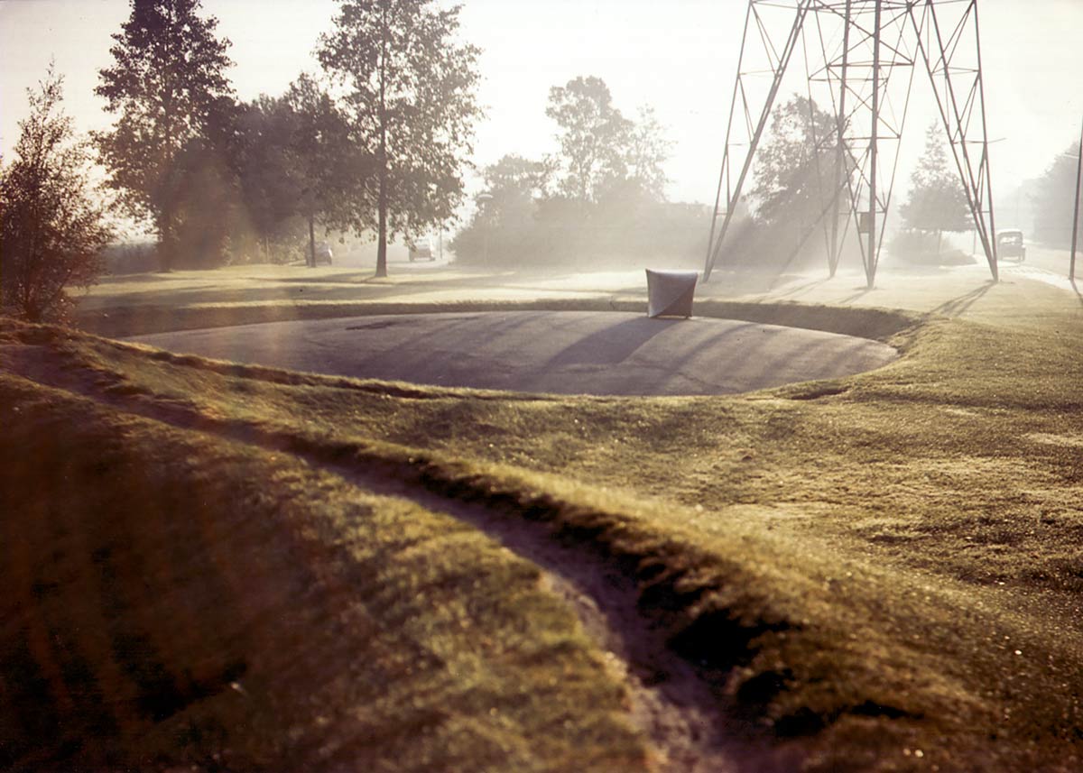 Zwijndrecht Holland - sculptures (site specific and public sculpture) in cities in Europe and America by Lucien den Arend - Walburg Project - discoid form - Gemini Tango - Volgerlanden